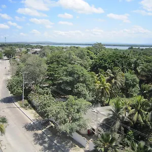 Valmar Hotel