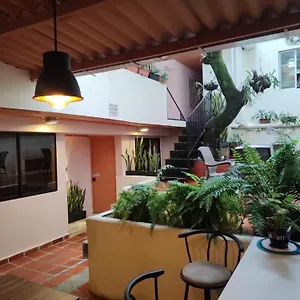 casa-primavera-050021.colombiamedellinhotels.com/